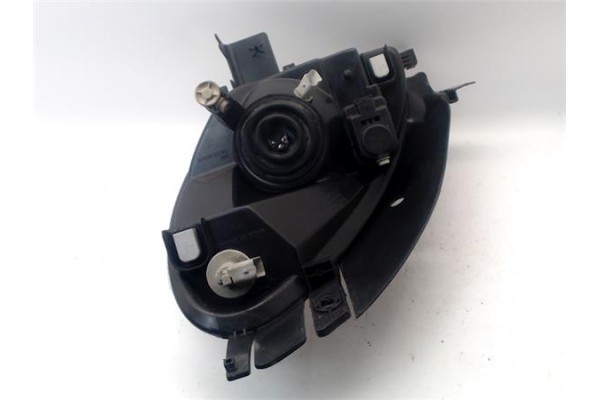 Recambio de faro delantero dcho para citroen xsara picasso 2.0 hdi referencia OEM IAM 6205W0  