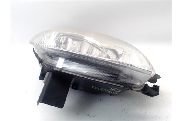 Recambio de faro delantero dcho para citroen xsara picasso 2.0 hdi referencia OEM IAM 6205W0  