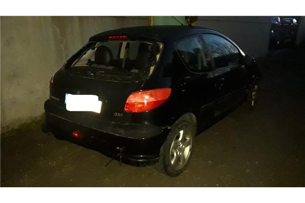 peugeot 206 del año 2000
