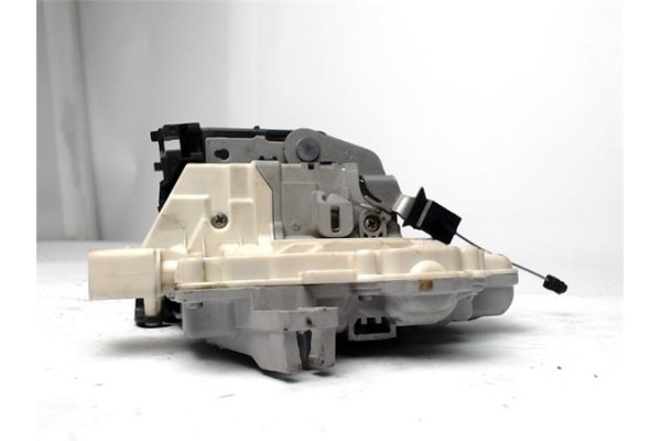 Recambio de cierre electromagnetico delantero derecho para seat altea (5p1) 1.9 tdi referencia OEM IAM 1P1837016  1P1837016B , S