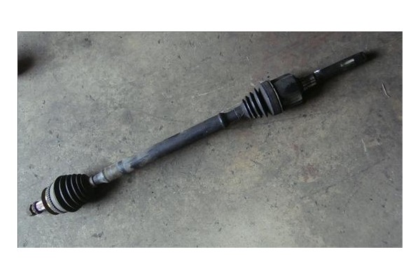 Recambio de palier delantero derecho para chrysler voyager (rg)(2001) 2.5 crd referencia OEM IAM   