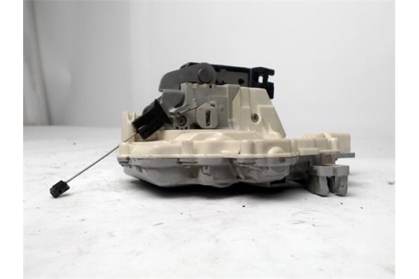 Recambio de cierre electromagnetico delantero izquierdo para seat altea (5p1) 1.9 tdi referencia OEM IAM 1P1837015 100136510 1P1