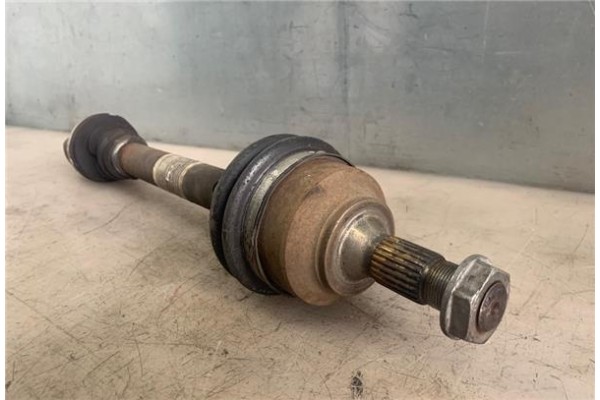 Recambio de palier delantero izquierdo para peugeot 207 1.6 hdi referencia OEM IAM   