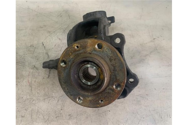 Recambio de mangueta delantero derecha para peugeot 207 1.6 hdi referencia OEM IAM   