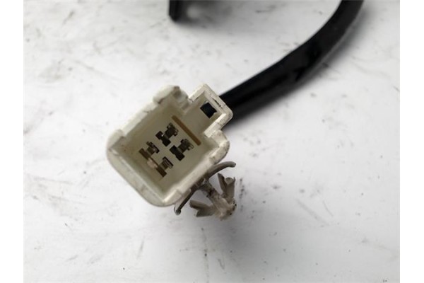 Recambio de cerradura porton para toyota corolla (e12) 2.0 d-4d referencia OEM IAM S781TBL500 1015283000 