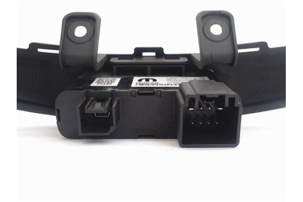 Recambio de conjunto interruptores para fiat 500x (334) 1.6 urban referencia OEM IAM 735631402  