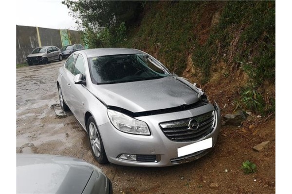 opel insignia berlina(2008) del año 