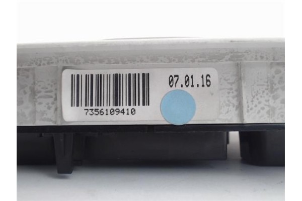 Recambio de luz delantero central techo para fiat 500x (334) 1.6 urban referencia OEM IAM 7356109410  