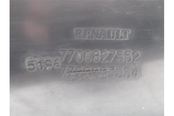 Recambio de piloto trasero derecho para renault clio i fase iii referencia OEM IAM 7700827552  