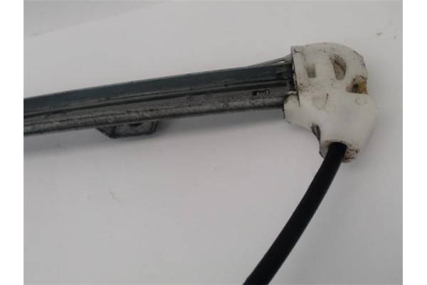 Recambio de elevalunas electrico trasero izquierdo para honda cr-v (rd8) 2.2 ctdi referencia OEM IAM 72750S9A013  