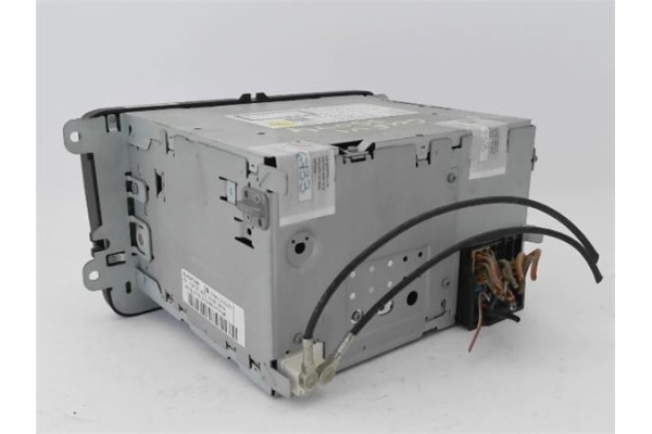 Recambio de radio / cd para volkswagen golf vi (5k1) 1.6 advance referencia OEM IAM 1K0035186AA VWZ1Z2L9179708 