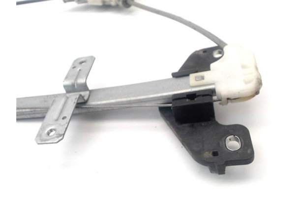 Recambio de elevalunas electrico trasero derecho para honda cr-v (rd8) 2.2 ctdi referencia OEM IAM 72710S9A013  