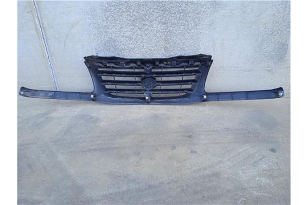 Recambio de rejilla paragolpes delantero para suzuki grand vitara 3 puertas (sq/gt) 2.0 td dlx referencia OEM IAM 7211165D11  