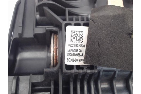 Recambio de airbag volante para renault megane ii berlina 5p referencia OEM IAM 8200414936A 1058 