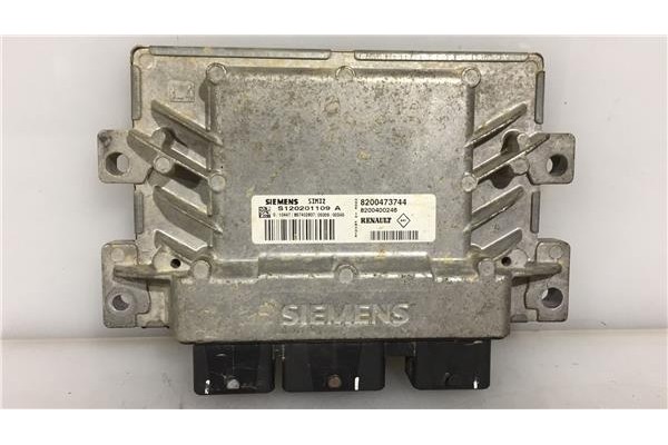 Recambio de centralita para renault clio ii (xbo) 1.2 16v 75cv referencia OEM IAM 8200473744 8200400246 