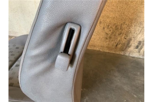 Recambio de asiento delantero izquierdo para audi a4 avant (b5) 2.6 referencia OEM IAM 8D0881025E  