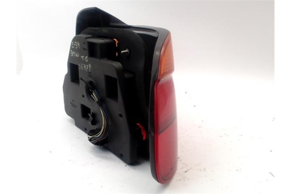 Recambio de piloto trasero izquierdo para bmw serie 5 berlina (e39) 2.8 528i referencia OEM IAM 63218363557  