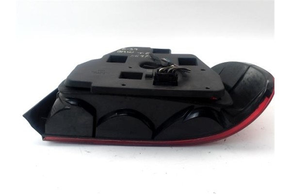 Recambio de piloto trasero izquierdo para bmw serie 5 berlina (e39) 2.8 528i referencia OEM IAM 63218363557  