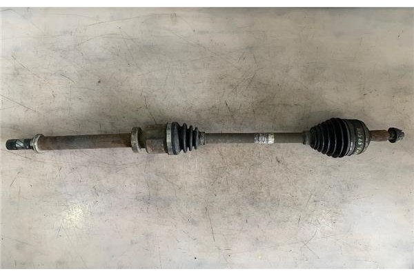Recambio de palier delantero derecho para renault megane iii berlina 5p 1.5 expression referencia OEM IAM   