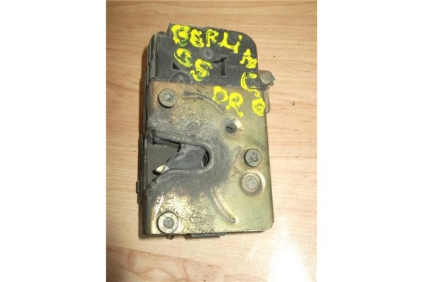 Recambio de cierre electromagnetico delantero derecho para citroen berlingo 1.9 d (mfwjz) referencia OEM IAM 9136P7  