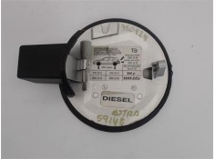 Recambio de tapa exterior combustible para opel astra h berlina 1.7 cdti referencia OEM IAM 13111597  