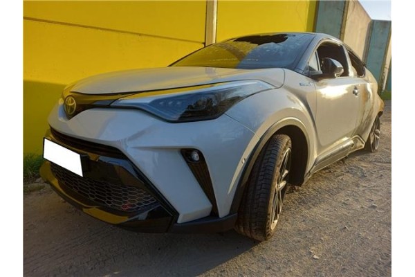 toyota c-hr del año 