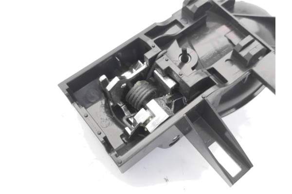 Recambio de manilla int. puerta delantero derecha para nissan micra iv (k13k/kk) 1.2 acenta referencia OEM IAM 806701HB0B  