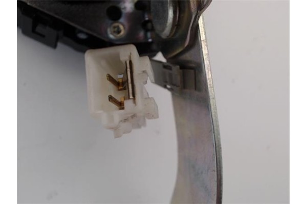 Recambio de cinturon seguridad delantero derecho para nissan micra (k12e) 1.5 dci referencia OEM IAM 33014052  