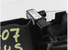 Recambio de manilla int. puerta delantero derecha para ford focus berlina (cew) 1.5 business referencia OEM IAM AM51U22600CEW AM