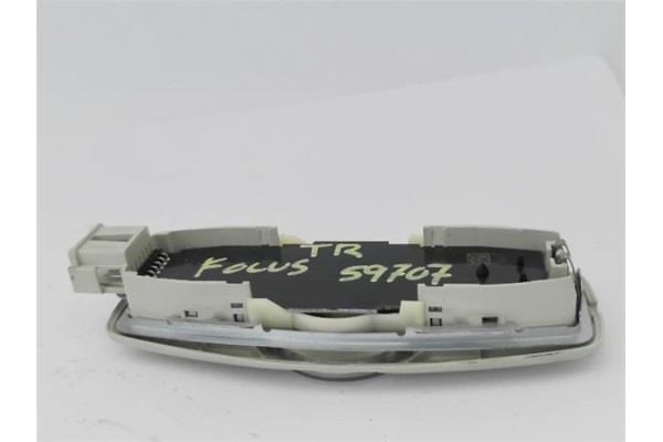 Recambio de luz trasero central techo para ford focus berlina (cew) 1.5 business referencia OEM IAM AM5113K767AG3AM1 AM5113K767A