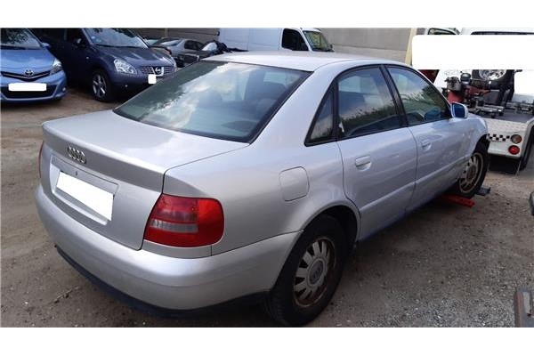 audi a4 berlina (b5) del año 1999