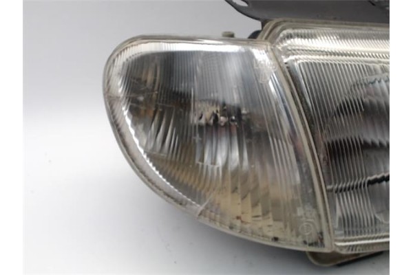 Recambio de faro delantero dcho para citroen berlingo referencia OEM IAM 9621302580  