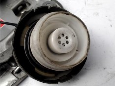 Recambio de tapa exterior combustible para toyota avensis berlina (t25) 2.2 d-4d executive berlina (5-ptas.) referencia OEM IAM 