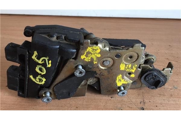 Recambio de cierre electromagnetico trasero izquierdo para peugeot 605 (1989) 2.1 srdt [2,1 ltr. - 80 kw turbodiesel] referencia