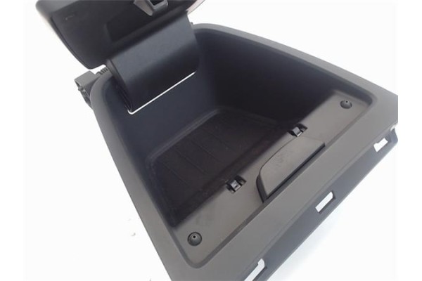 Recambio de embellecedor consola central para renault captur i 0.9 zen referencia OEM IAM 969128571R 00227631 