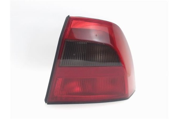 Recambio de piloto trasero derecho para opel vectra b berlina 2.2 básico (1999) referencia OEM IAM   