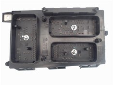 Recambio de caja fusibles/rele para opel astra h berlina 1.7 cdti referencia OEM IAM 13145035 5DK00866810 
