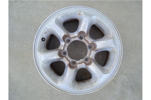 Recambio de juego llantas para mitsubishi montero (v20/v40) 2.8 d a las 4 ruedas (v46w, v26w) referencia OEM IAM   