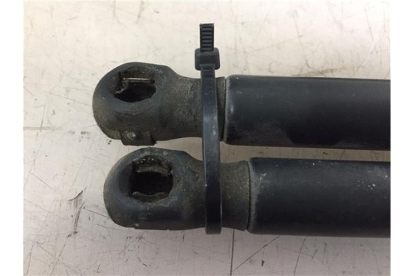 Recambio de amortiguador porton para seat altea (5p1) 1.9 tdi referencia OEM IAM 5P0827550A  