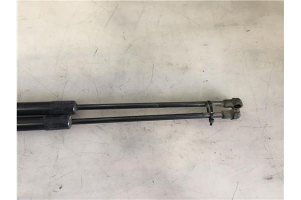 Recambio de amortiguador porton para seat altea (5p1) 1.9 tdi referencia OEM IAM 5P0827550A  