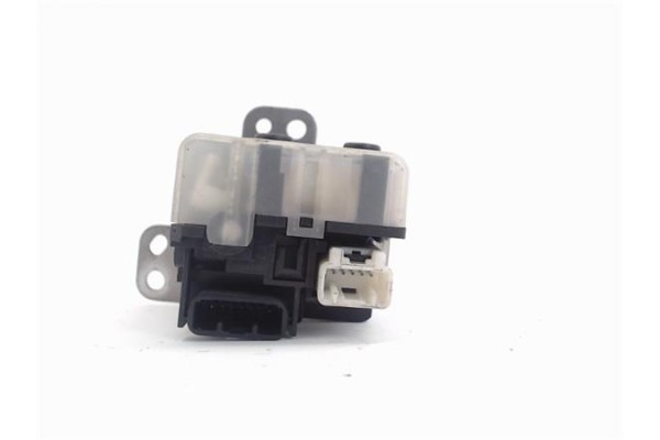 Recambio de clausor para toyota prius (nhw20) híbrido basis referencia OEM IAM 628399000  