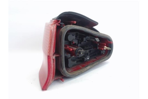 Recambio de piloto trasero derecho para peugeot 106 (s2) 1.4 i referencia OEM IAM 6351G6 2202286 6351P1 , PEUGEOT | 6351K4 , PEU