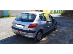 peugeot 206 del año 2002