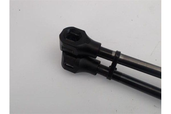 Recambio de amortiguador porton para peugeot 106 (s2) 1.4 i referencia OEM IAM 8731G0 ESTZSA06100 