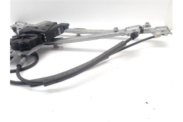 Recambio de elevalunas electrico delantero izquierdo para renault laguna ii (bg0) 1.9 dci (bg1a, bg1w) referencia OEM IAM 820072