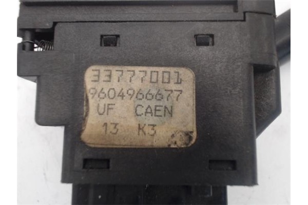 Recambio de mando intermitencia para peugeot 106 (s1) referencia OEM IAM 9604966677  
