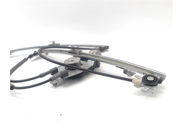 Recambio de elevalunas electrico delantero izquierdo para renault laguna ii (bg0) 1.9 dci (bg1a, bg1w) referencia OEM IAM 820072