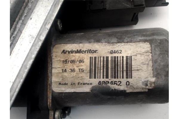 Recambio de elevalunas electrico delantero izquierdo para renault laguna ii (bg0) 1.9 dci (bg1a, bg1w) referencia OEM IAM 820072