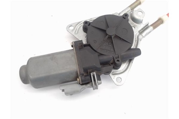 Recambio de mecanismo elevalunas delantero derecho para peugeot 106 (s2) 1.4 i referencia OEM IAM 400472t3  