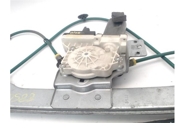 Recambio de elevalunas electrico delantero derecho para citroen c2 1.4 hdi referencia OEM IAM 9222X2 36119604 